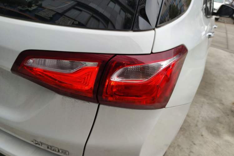 Used Chevrolet Equinox 2019 535T Automatic YuJie Edition China VI
