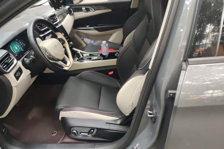 Used Lynk & Co 02 2019 1.5T DCT Two-Wheel Drive Shine Pro Edition China VI Standard
