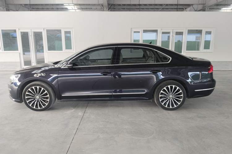 Used Volkswagen Passat 2016 380TSI DSG Ultimate Edition