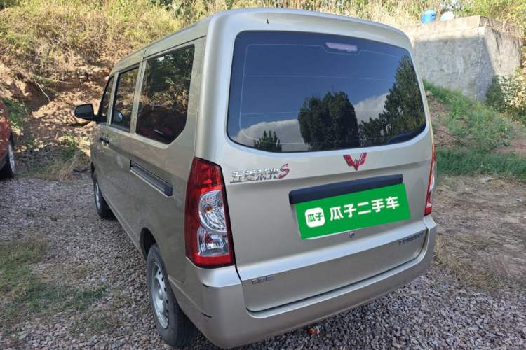 Used Wuling Rongguang S 2021 1.2L Standard Edition Air-Conditioned 5-Seater LSI