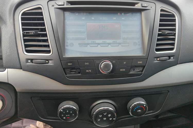 Used Roewe 350 2013 350S 1.5L Automatic Xunda Edition