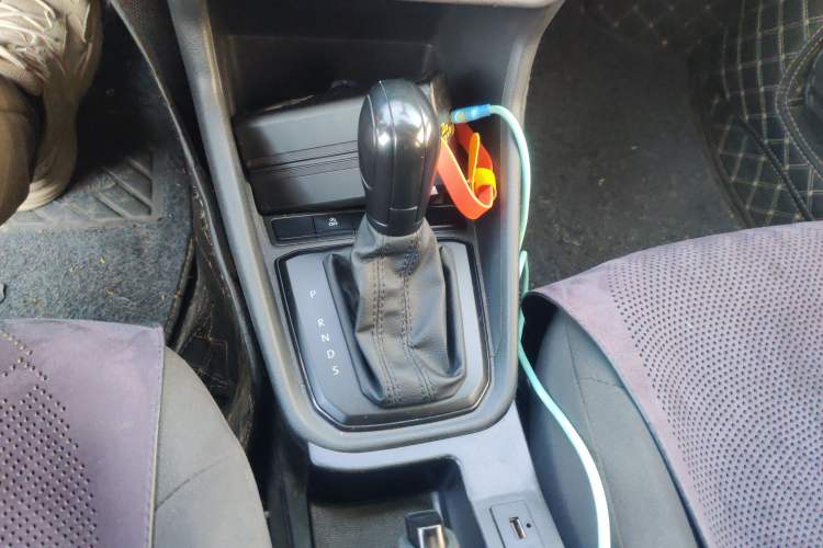 Used Volkswagen Santana 2021 1.5L Automatic Fashion Edition Gear Lever