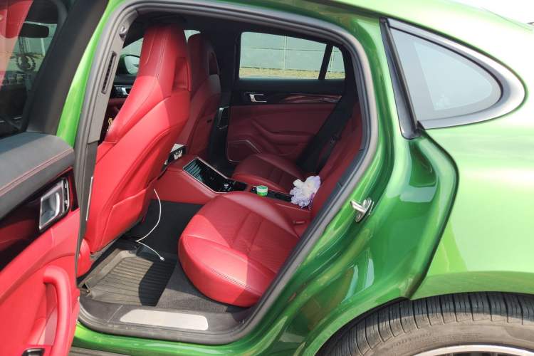 Used Porsche Panamera 2021 Panamera 2.9T Left Rear Seat