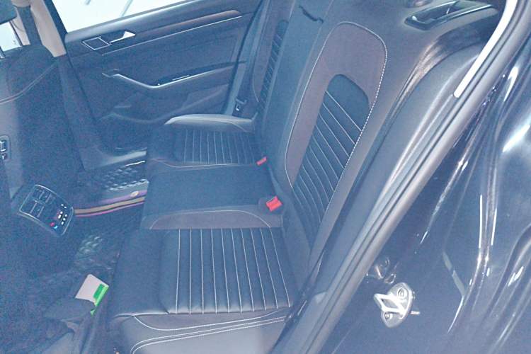 Used Volkswagen Magotan 2020 330TSI DSG Leading Model Left Rear Seat