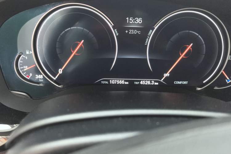 Used BMW 5 Series 2018 Revised Version 530Li Leading Edition Luxury Package Odometer Close Up