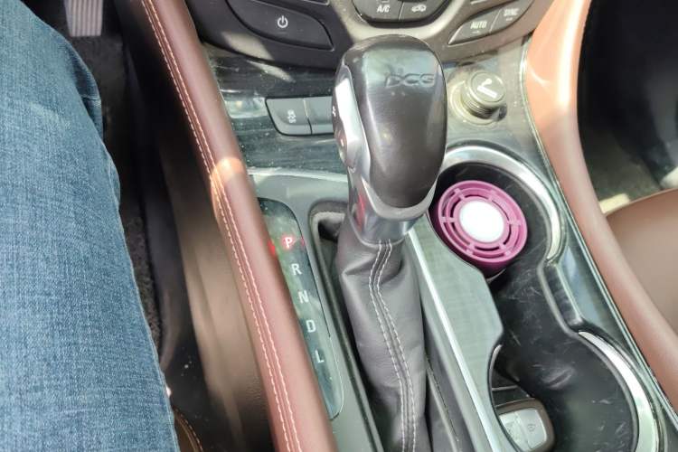 Used Buick Envision 2018 20T Two-Wheel Drive Luxury Model Gear Lever