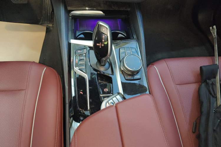 Used BMW 5 Series 2022 Second Facelift 525Li M Sport Package
