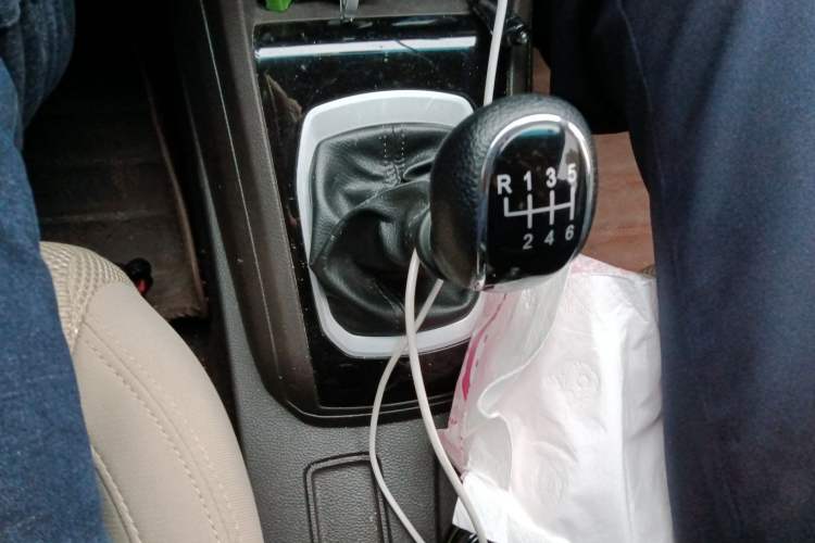 Used Baojun 310W 2017 1.5L Manual Comfort Version China VI Emission Standard
