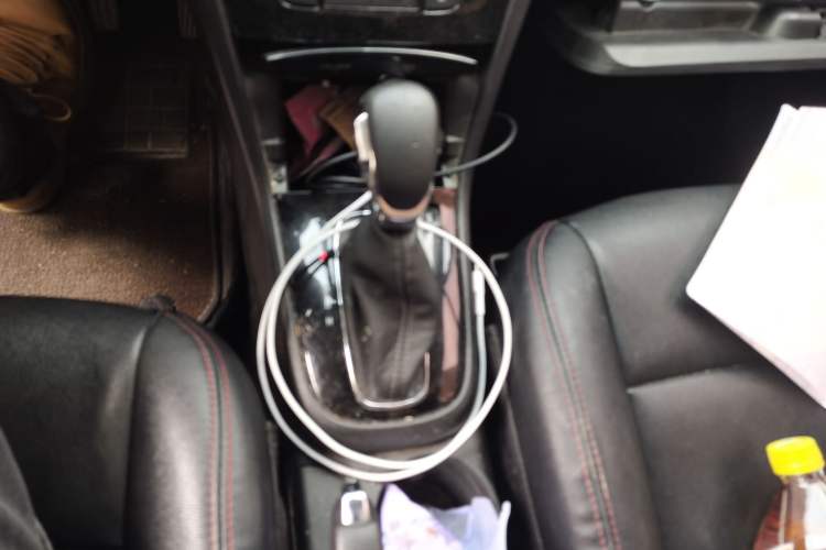 Used Buick Encore 2017 18T Automatic Two-Wheel Drive Urban Fashion Model Gear Lever