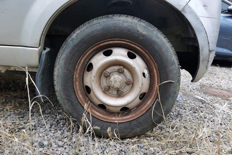 Used BAIC Weiwang 307 2014 1.2L Standard A12 Right Front Wheel Hub