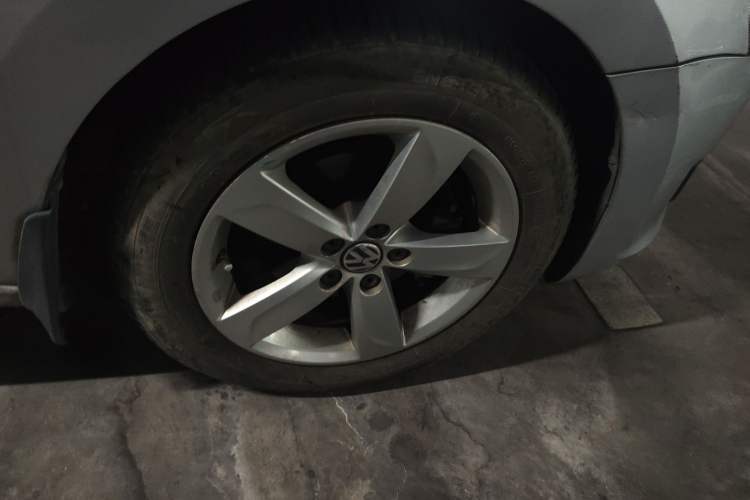 Used Volkswagen Santana 2013 1.6L Automatic Comfort Edition
