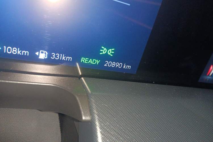 Used Buick GL8 New Energy 2025 Lu Shang Luxury Edition 7-Seater
