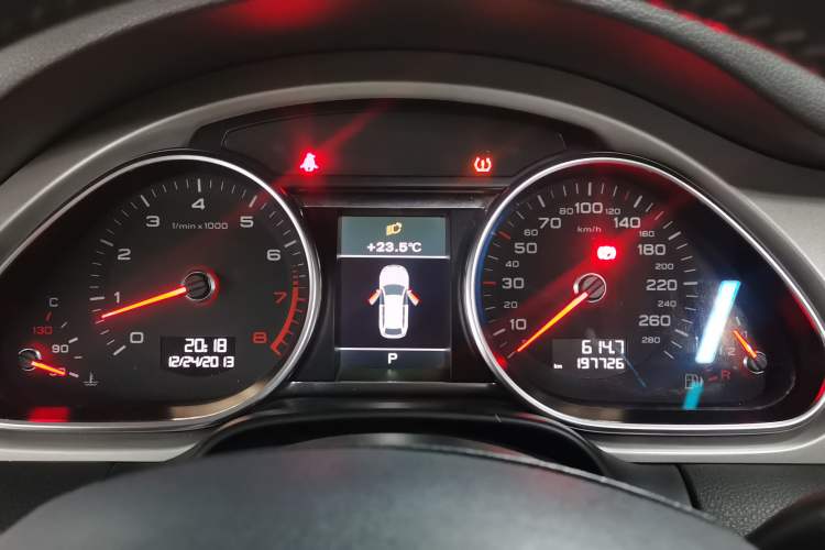 Used Audi Q7 2014 35 TFSI Off-road Model
