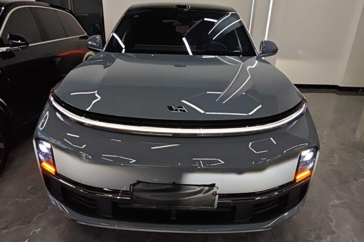 Used Li Auto L8 2025 Ultra Smart Refreshed Edition Front