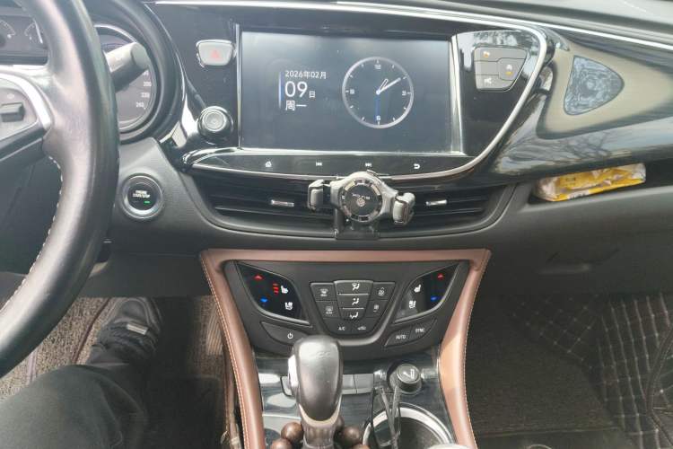 Used Buick Envision 2020 20T Two-Wheel Drive Luxury Model