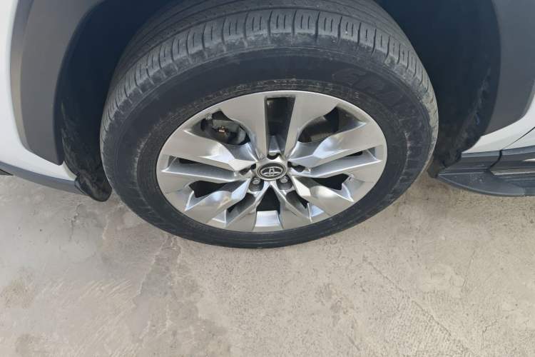 Used Toyota Wildlander 2022 2.0L CVT Two-Wheel Drive Luxury PLUS Edition