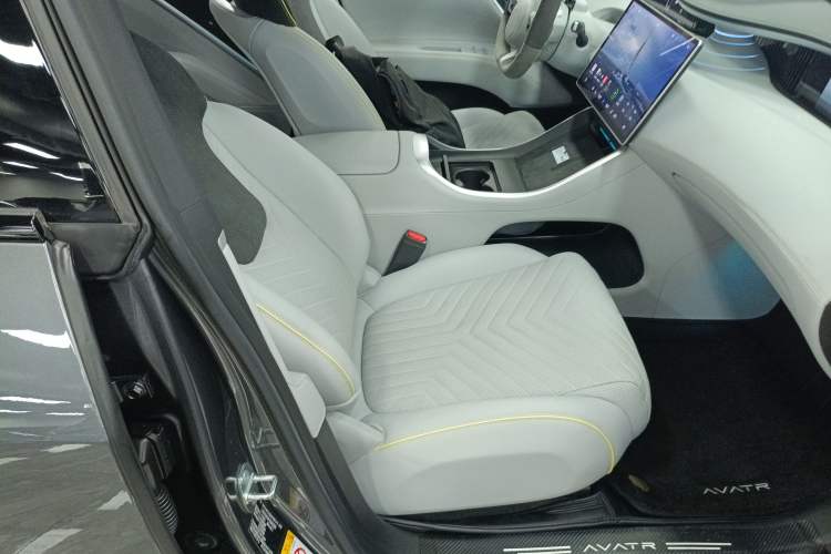 Used Avatr 11 2022 Long-Range Dual-Motor Luxury Edition 5 Seats