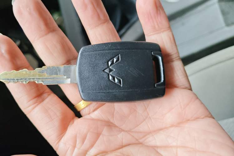 Used Wuling Rongguang V 2019 1.5L Window-Sealed Utility Model China VI LAR Vehicle Key