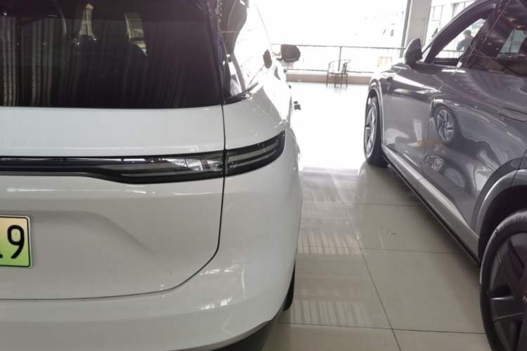 Used Nio ES8 2023 100kWh

