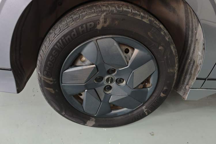 Used BYD e2 2023 Comfort Model Exterior 4