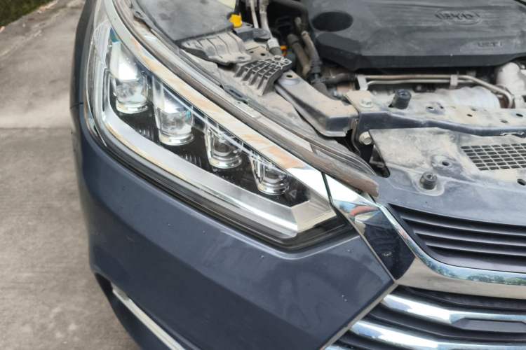 Used BYD Song Pro 2021 1.5T Automatic Elite Edition Right Front Headlight