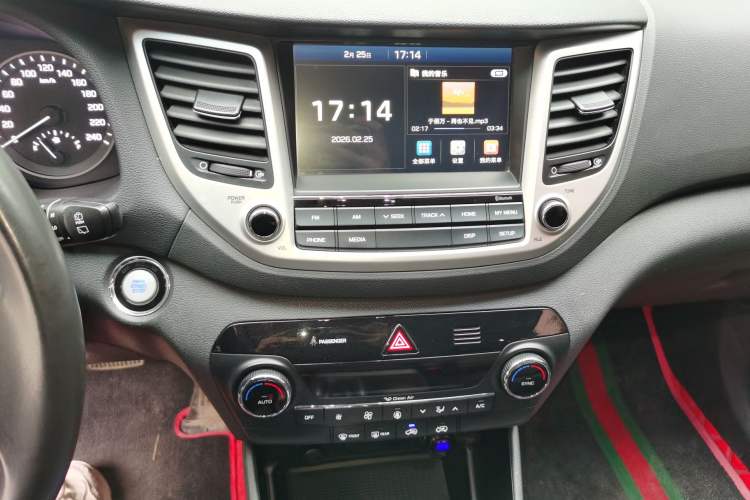 Used Hyundai Tucson 2015 1.6T Dual-Clutch Two-Wheel-Drive Smart Model