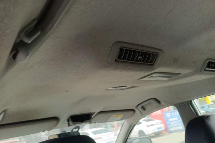 Used Mitsubishi Pajero Sport 2013 3.0L Automatic 4x4 Executive Edition Headliner