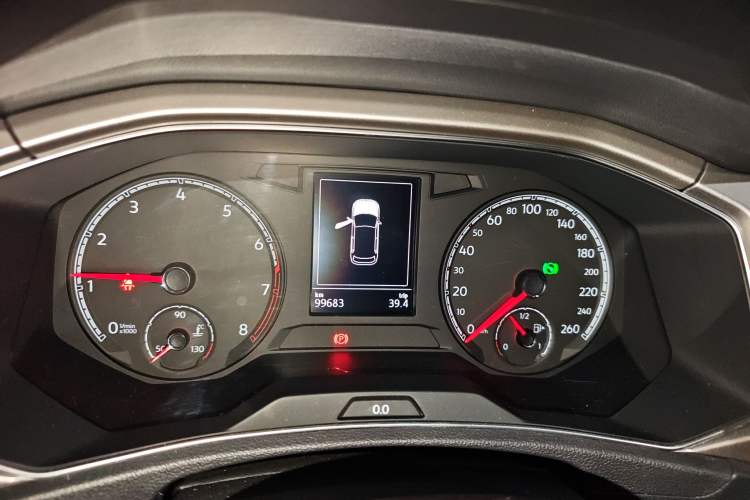 Used Volkswagen T-ROC 2018 230TSI DSG Two-Wheel Drive Advanced Version China V Standard