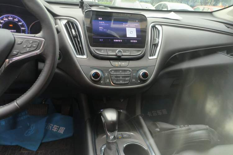 Used Chevrolet Malibu XL 2022 535T Automatic RuiLian Edition Audio And AC Panel