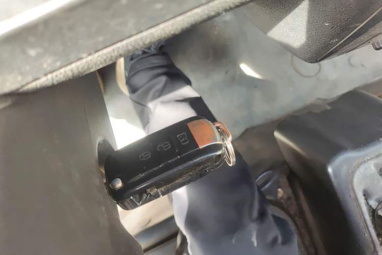 Used Wuling Zhiguang 2013 1.0L Practical Version
