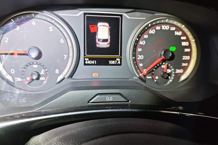 Used Volkswagen Tayron 2019 330TSI Two-Wheel Drive Luxury Model China VI Standard
