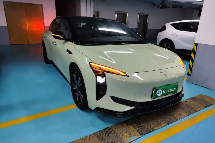 Used Hongqi EH7 2024 690 Pro