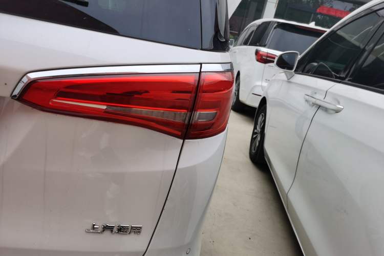 Used Buick GL8 2018 ES 28T Luxury Model China VI Standard Right Rear Taillight