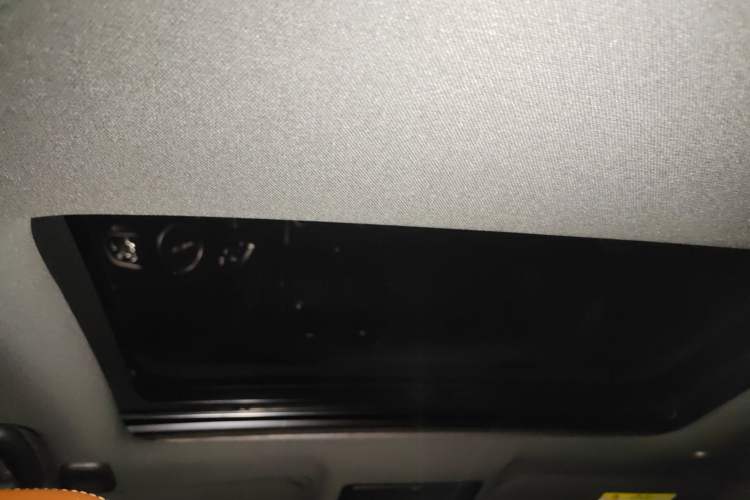 Used Jaguar XEL 2025 2.0T 250 PS R-DYNAMIC 90th Anniversary Edition
