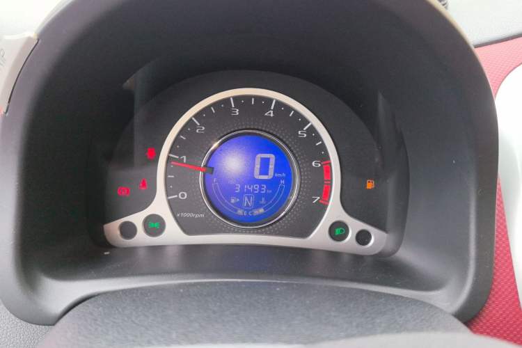 Used Changan Benni 2015 1.4L IMT Luxury Model China V Standard
