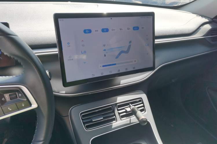 Used BYD Destroyer 05 2024 HONOR Edition DM-i 55KM Luxury Model Audio And AC Panel