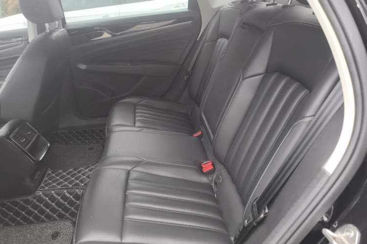 Used Volkswagen Passat 2019 280TSI Business Edition China VI