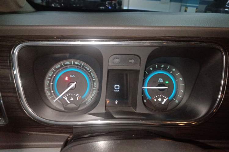 Used Buick GL8 2011 3.0L GT Luxury Business Haoya Edition
