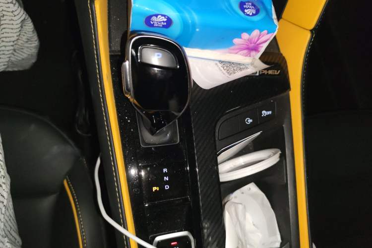 Used MG 6 New Energy 2020 1.5T Hybrid Trophy Intelligent Drive Flagship Edition
