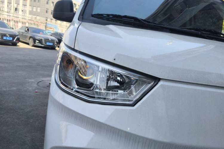 Used Karry Jiangtun 2023 Wide-body Edition AVIC Lithium Battery 38.64 kWh Right Front Headlight