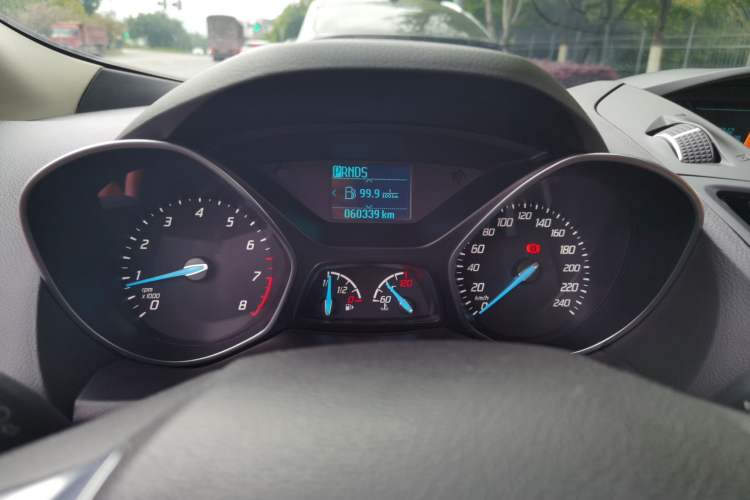 Used Ford Kuga 2015 1.5L GTDi Two-Wheel-Drive Comfort Model
