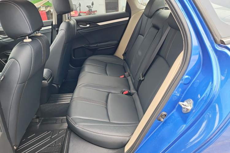 Used Honda Civic 2016 220TURBO CVT Luxury Edition Left Rear Seat