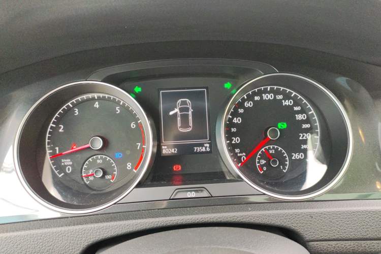 Used Volkswagen Golf 2017 230TSI Automatic Luxury Million-Vehicle Commemorative Edition