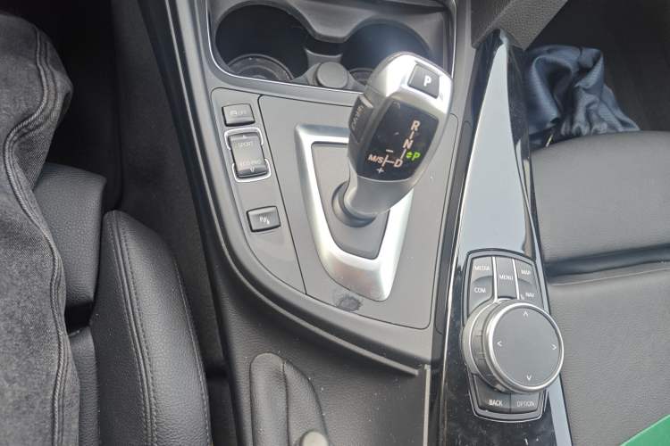 Used BMW 3 Series 2019 320Li Fashion Model
