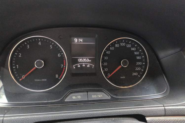 Used Volkswagen Cross Lavida 2014 1.4TSI DSG
