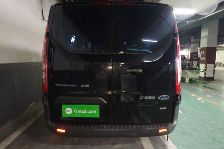 Used Ford Transit 2019 2.0T Diesel Multi-Purpose Commercial Vehicle Short Wheelbase Low Roof 6-Seater China VI Standard
