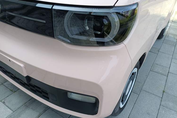 Used Wuling Hongguang MINIEV 2022 Macaron Premium Model – Lithium Iron Phosphate Left Front Headlight