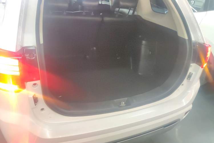 Used Mitsubishi Outlander 2021 Revised Version 2.0L Two-Wheel Drive Comfort Edition 5 Seats
