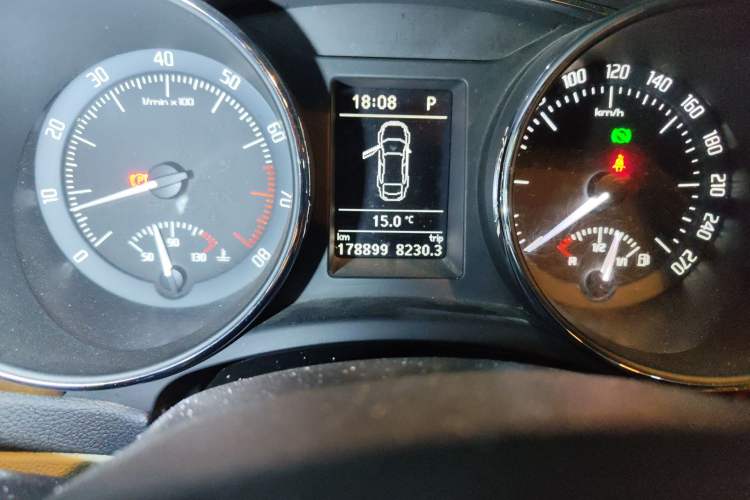 Used Skoda Superb 2013 1.8TSI Automatic MingShi Edition
