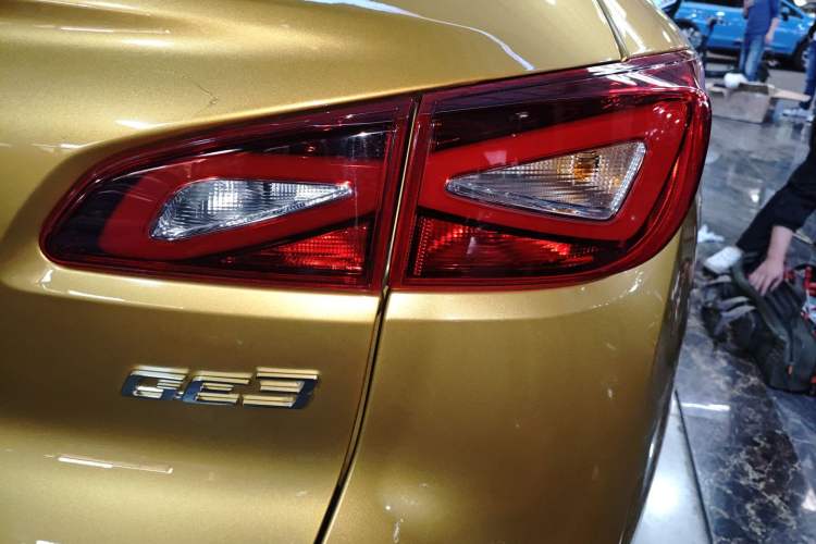 Used AION Trumpchi GE3 2018 530 Internet Premium Edition Right Rear Taillight